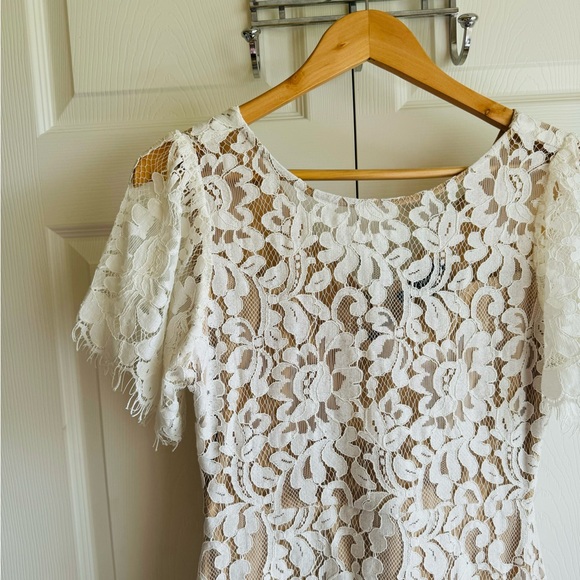 LACE DRESS 🤍 - Picture 3 of 5